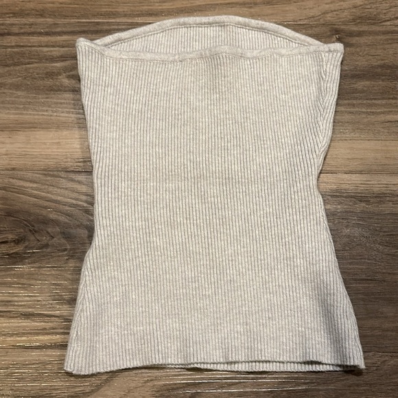 Lioness Like New Tube Top - Picture 4 of 4